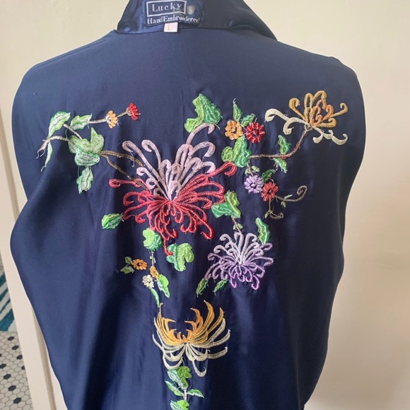 Vintage Kimono Robe Hand Embroidered Floral Kimono 1970's 70's Boho Satin Robe - Picture 9 of 10